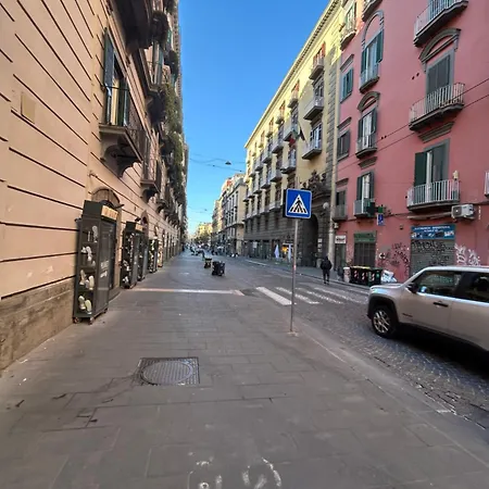 Toledo 406 * Naples